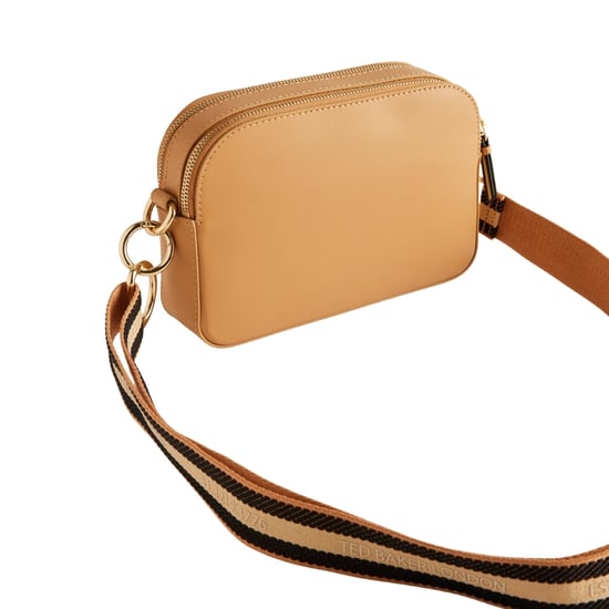 Bolso Para Cámara De Cuero Con Correas De La Marca Ted Baker Darcelo, Color Topo - Image 2