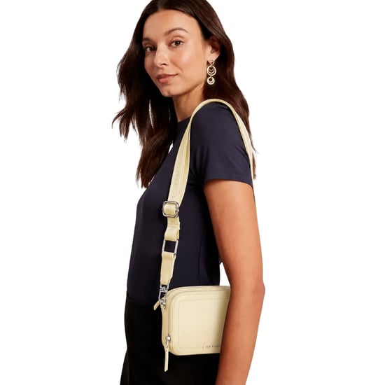 Bolso Bandolera Pequeño De Cuero Ted Baker Linzie Webbing, Color Amarillo Claro, Para Cámara - Image 4
