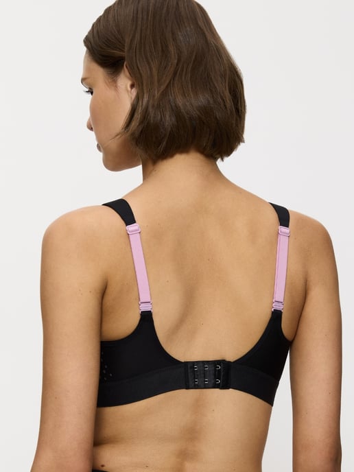 10163839 Triumph Triaction Extreme Lite Sports Bra - Image 2