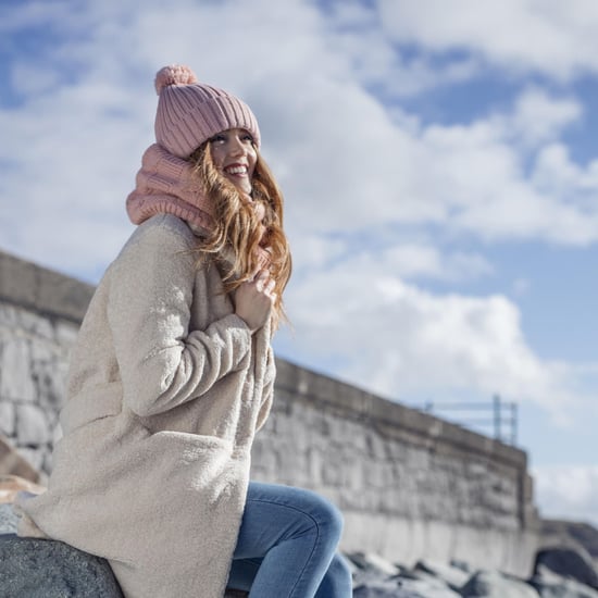 Señoras acanalado manguito térmico aislado invierno Pom Pom Bobble Hat - Image 3