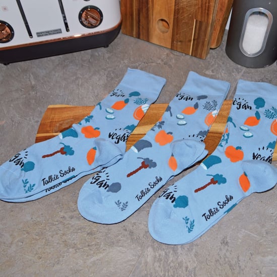 TALKIE SOCKS - Calcetines veganos de algodón azul para hombre y mujer - Image 4