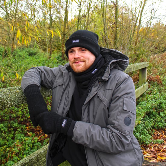 Juego de gorro y guantes Thinsulate para hombre | THMO | Gorro y guantes de punto acrílico para invierno - Negro - Image 4