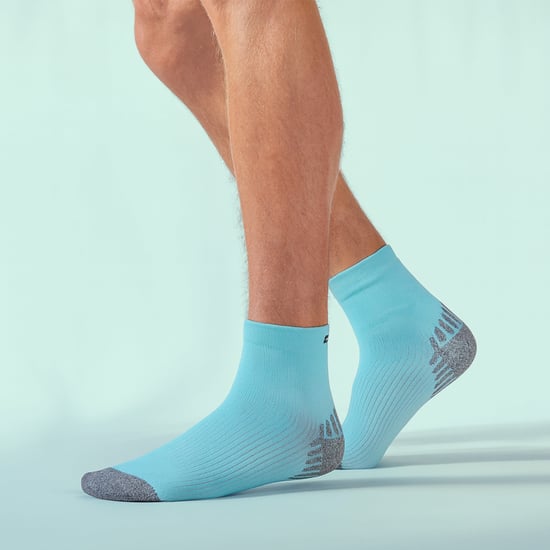 COMODO - Calcetines de Compresión para Correr | Calcetines Cortos Invisibles hasta el Tobillo | Hombre y Mujer - Image 3