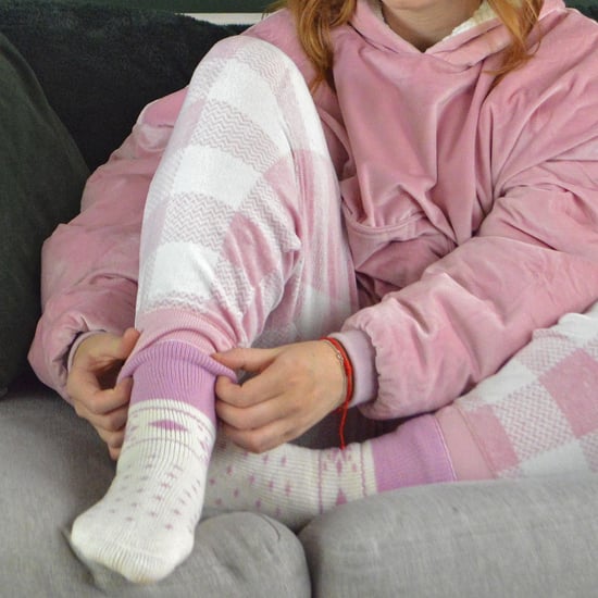 Calcetines de Cama de Lana para Mujer con Diseño Fairisle | Snob de Calcetines | Calcetines Térmicos de Salón para Invierno | Usados para Botas, Dormir, Salir al Aire Libre o como Regalo | Diseños Navideños - Crema - Image 4
