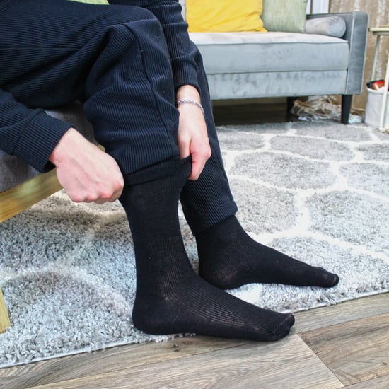Calcetines Diabéticos de Lana para Hombre en Negro | Dr.Socks | Extra Wide Ribbed Seamless Merino Wool Socks - Black - Image 5