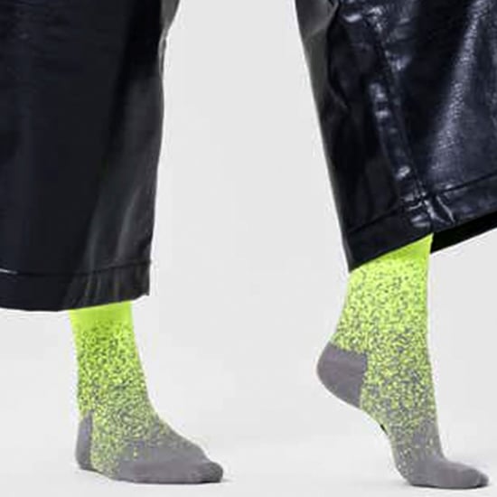 Lote de 2 calcetines de colores unisex para fiestas en caja de regalo - Amarillo - Image 3