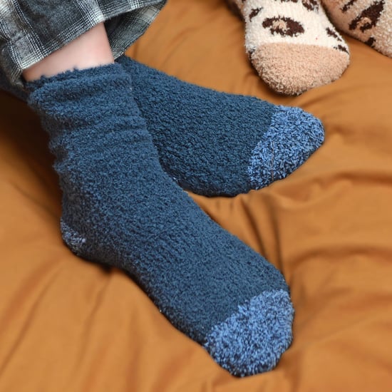 4 Pares de Calcetines de Cama para Hombre |Thermal Anti Slip Fuzzy Slipper Socks - Gris / Azul - Image 5