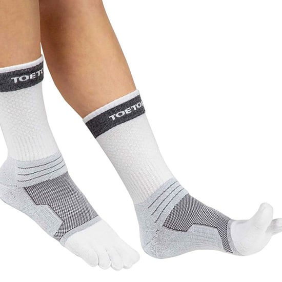 TOETOE - Calcetines Tobilleros Deportivos Transpirables de Tenis para Hombre y Mujer - Blanco y Gris - Image 4