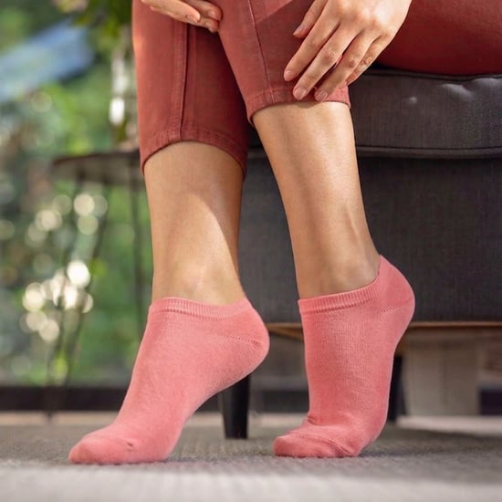 Paquete de 6 Calcetines de Entrenamiento Diabético para Mujeres | Calcetines de Tobillo Extra Anchos - Image 4