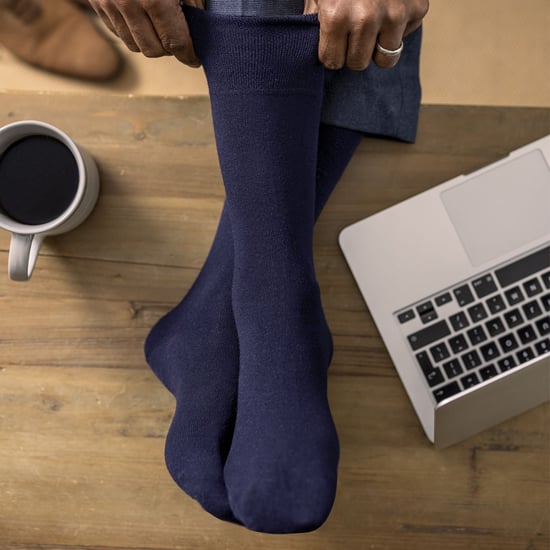 IOMI - 12 Pares Multipack Calcetines Diabéticos de Bambú para Hombre | Calcetines sin costuras extra anchos con parte superior de agarre suave no elástico - Negro - Image 5