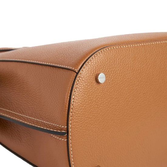 Toteme bolso bucket en piel - Image 5