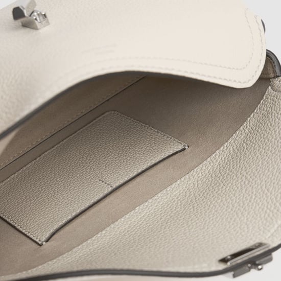 TOTEME T-Lock bolso de mano en piel - Image 4