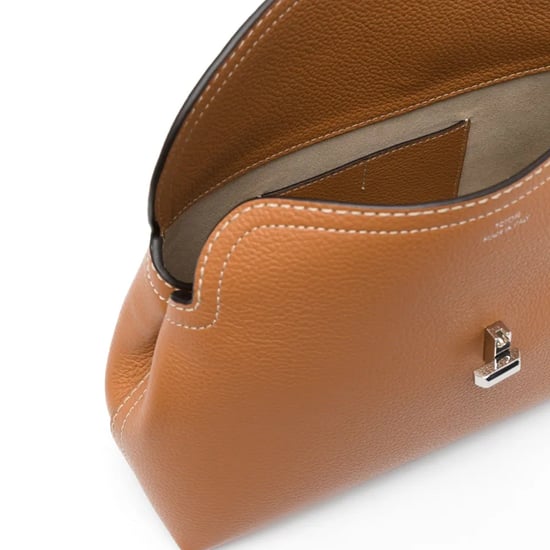 Toteme T-Lock bolso de mano en piel granulada - Image 4