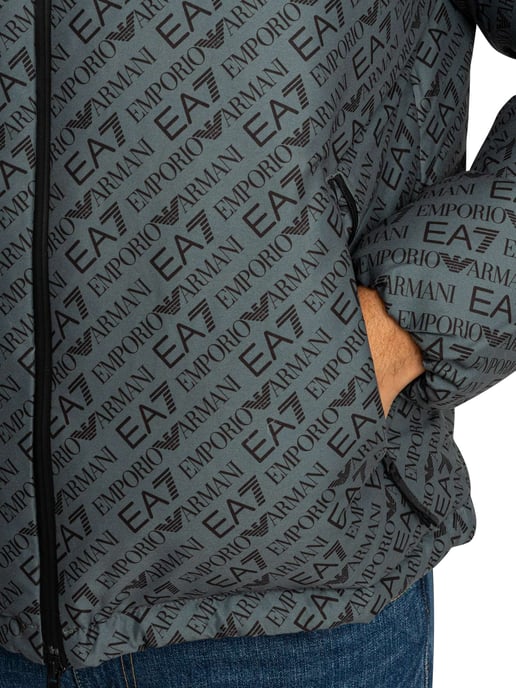 EA7 Chaqueta Polar Con Logo Repetido De Montaña, Verde - Image 4