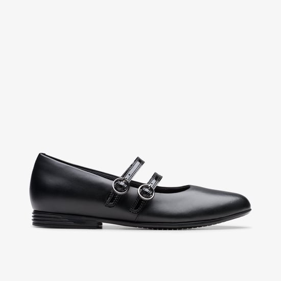 FINJA BAR Y Zapatos - Image 1