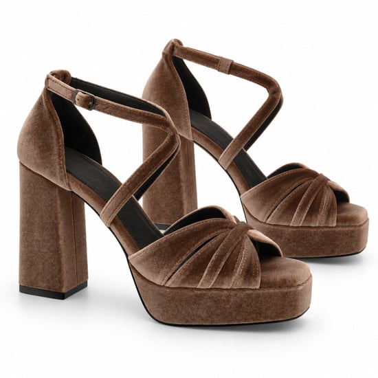 Sandalia Taupe de Terciopelo con Tacón Ancho y Plataforma Montevita 105459 - Image 1