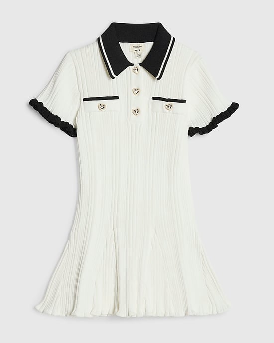 River Island Minivestido de niña, crema, de punto, corte evasé, con cuello - Image 1