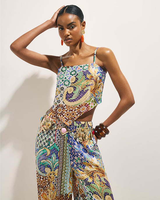 River Island Top de mujer azul estampado de azulejos asimétrico tipo pañuelo - Image 1