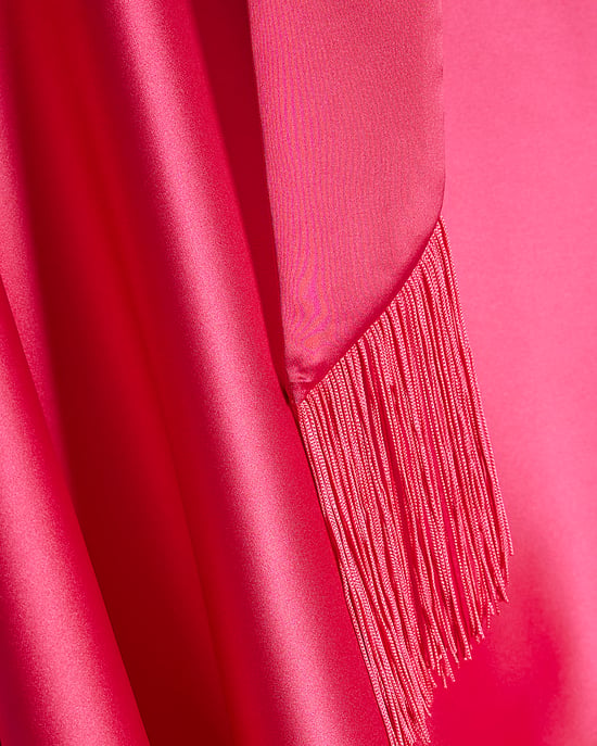 River Island Capa de mujer Rosa de satén con detalle de bufanda y flecos - Image 3