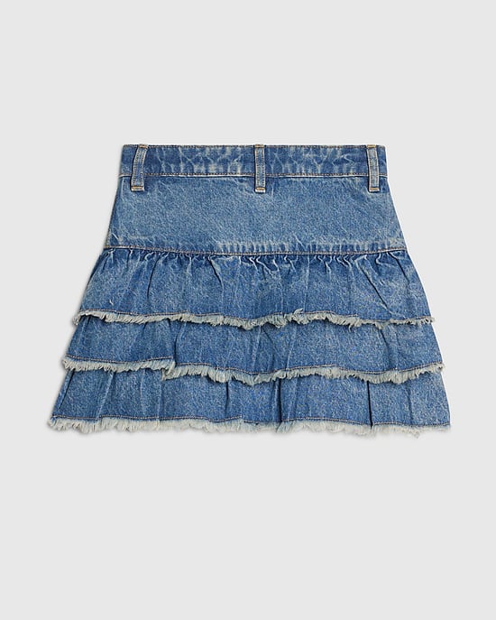 River Island Falda Rara para niña Vaquera azul y llavero con lazo - Image 2