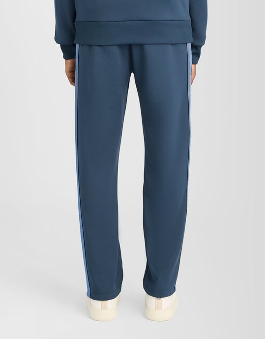 Pantalón de chándal con cinta de rayas - Image 4