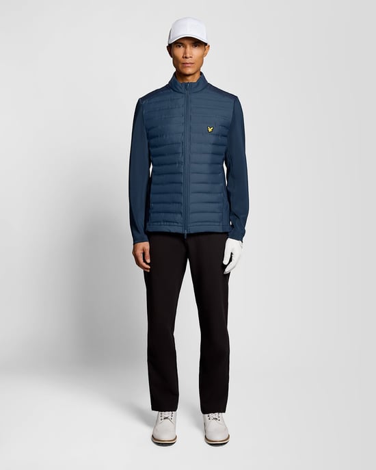 Lyle & Scott Chaqueta de golf híbrida acolchada con cremallera completa - Image 2
