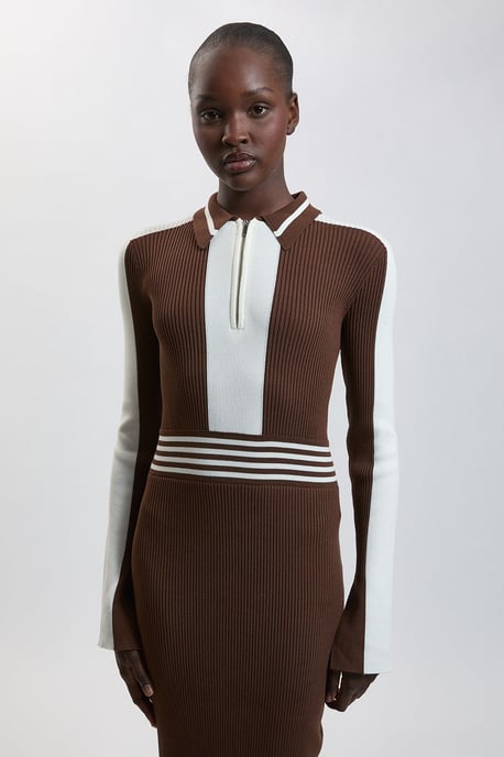 Vestido midi de punto de canalé con polo y cremallera - Image 2