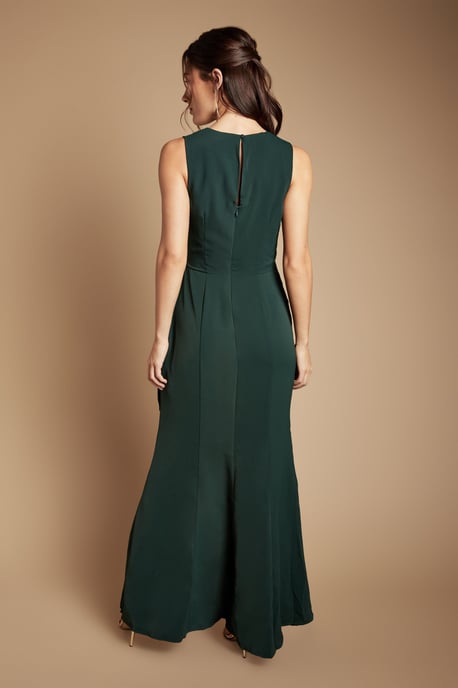 Vestido largo de crepé para dama de honor con escote en V y detalle cruzado - Image 3