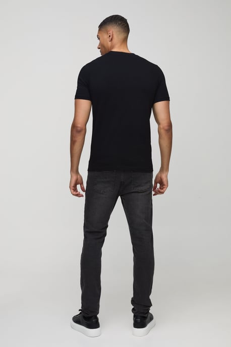 Camiseta Essential de corte muscle fit y cuello redondo - Image 2