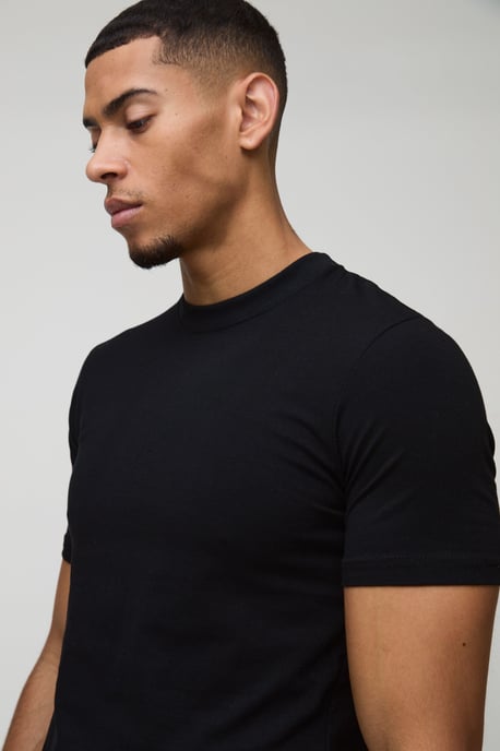 Camiseta Essential de corte muscle fit y cuello redondo - Image 3