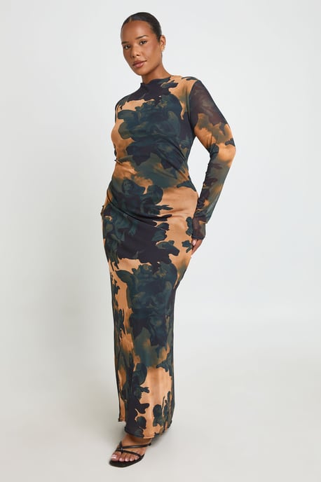 Boohoo vestido largo de malla estampada con espalda escotada, tallas grandes - Image 3
