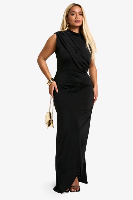 Boohoo Vestido largo Plus con detalle cruzado - Image 1