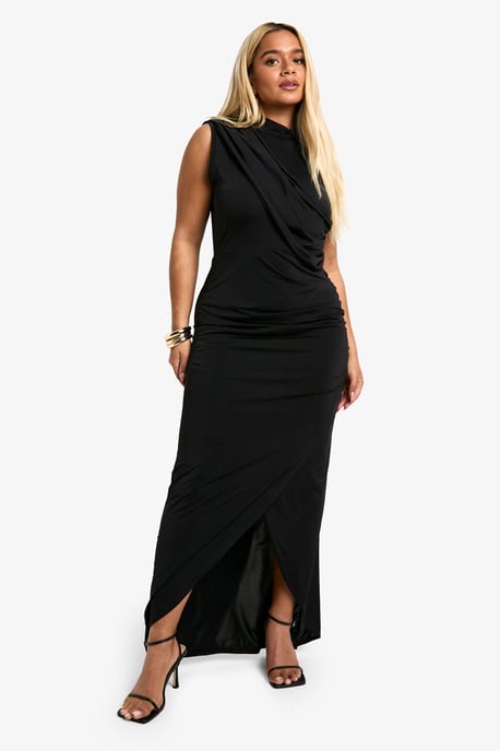 Boohoo Vestido largo Plus con detalle cruzado - Image 3