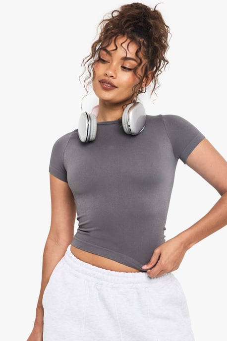 Boohoo Basics Seamless Rib Top de manga corta - Image 1