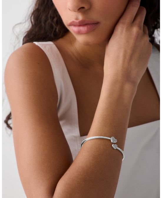 Yours Truly Pave Brazalete abierto con bisagra - Image 2