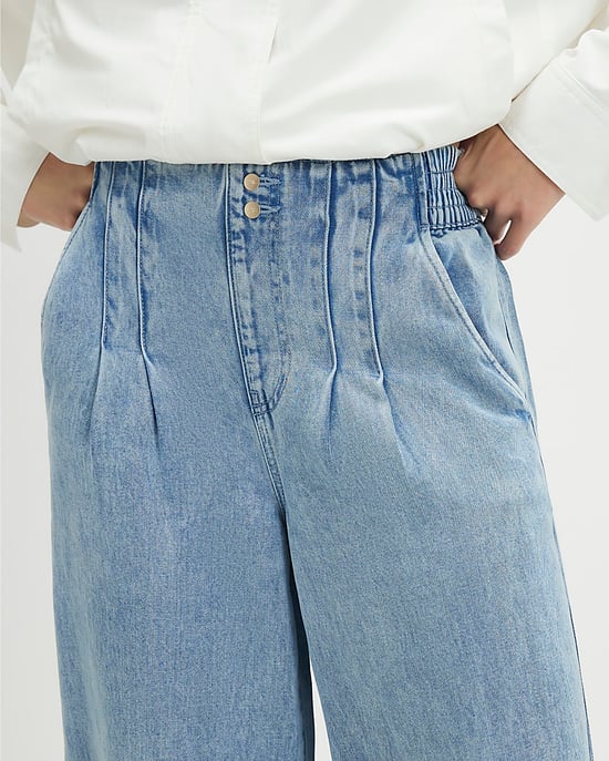 River Island Vaqueros de mujer de pierna ancha azules con pinzas elásticas delanteras - Image 4