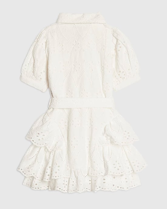 River Island Mini Vestido camisero para niña Blanco Broderie Con cinturón Con cuello - Image 4