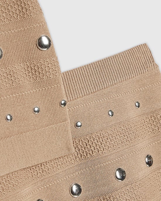 River Island Conjunto de top y falda para niña Beige de punto con tachuelas 2 piezas - Image 4