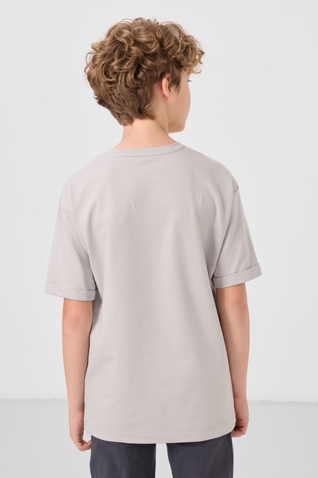 Camiseta juvenil oversize de cuello redondo - Image 5