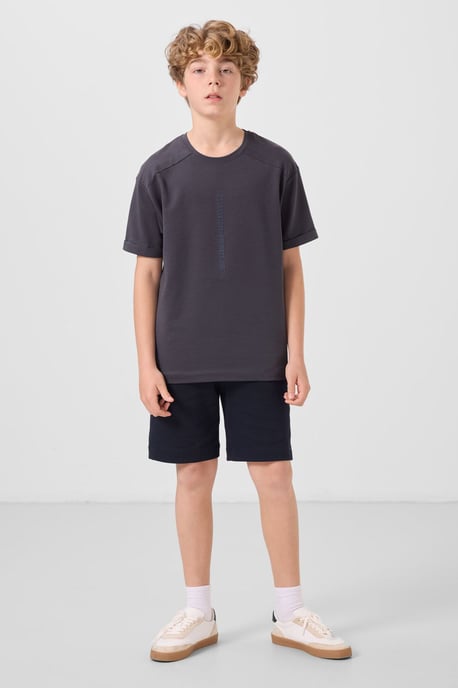 Camiseta juvenil oversize de cuello redondo - Image 2
