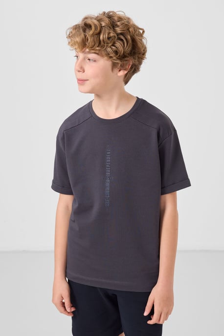 Camiseta juvenil oversize de cuello redondo - Image 3