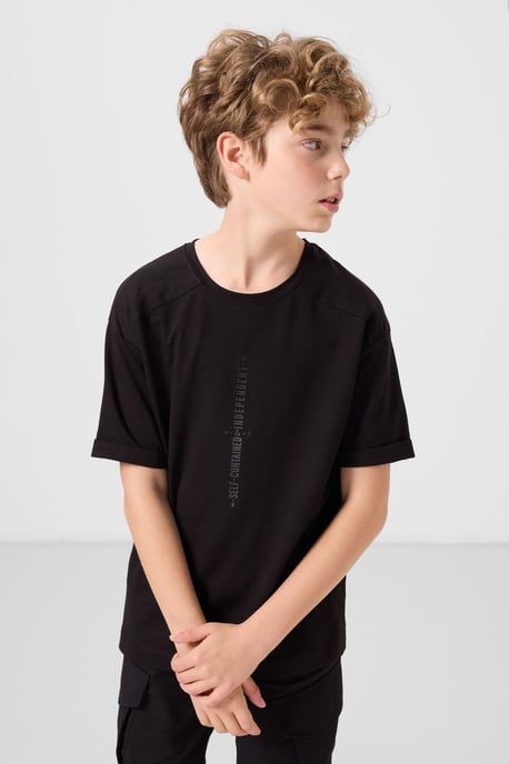 Camiseta juvenil oversize de cuello redondo - Image 4