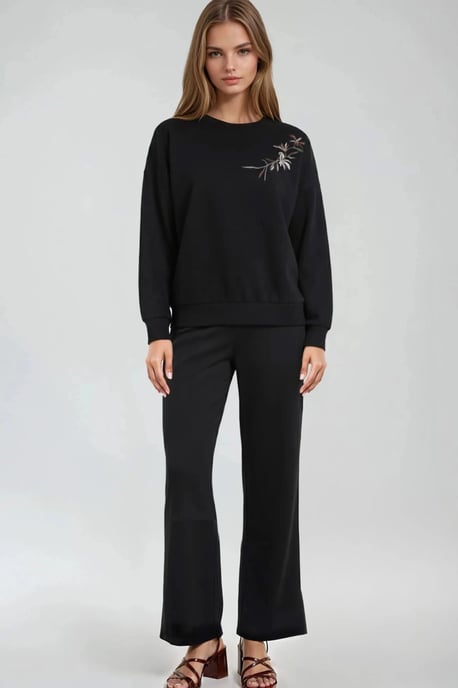Conjunto coordinado de dos piezas para mujer - Image 4