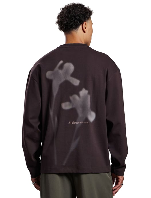 Aeden camiseta marrón de manga larga con estampado trasero - Image 2