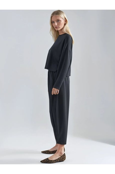Lady Berşan conjunto coordinado de dos piezas para mujer - Image 4