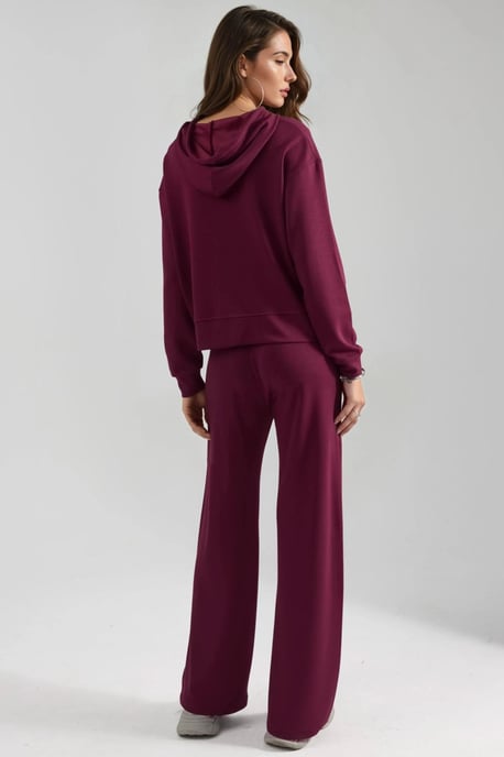 Conjunto coordinado de dos piezas para mujer - Image 3