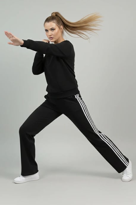 Conjunto de punto de dos piezas - Image 4