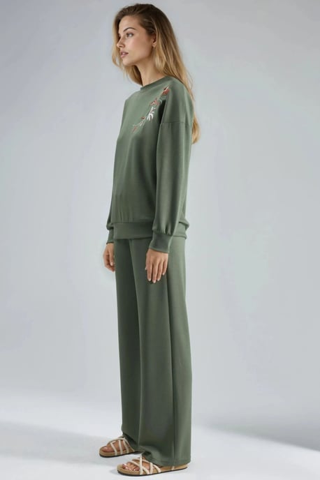 Conjunto coordinado de dos piezas para mujer - Image 2