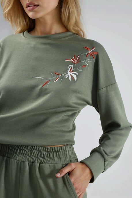 Conjunto coordinado de dos piezas para mujer - Image 6