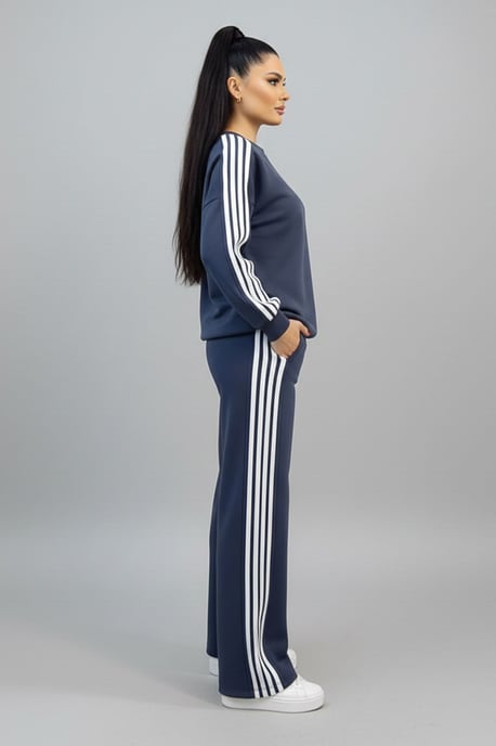 Conjunto de punto de dos piezas - Image 3